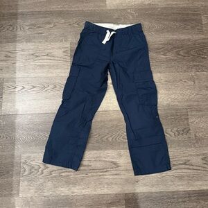 Like new boy cargo pants, could be rolled up turn to short